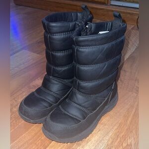 Magellan boys winter boots, black, size 2